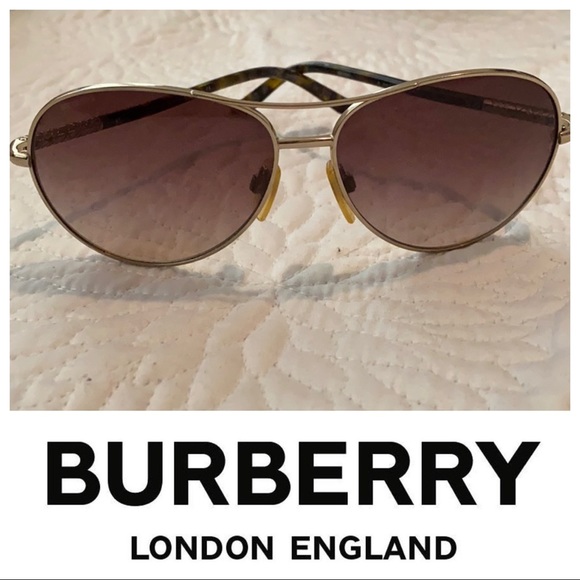 Burberry Accessories - Burberry Aviator Sunglasses